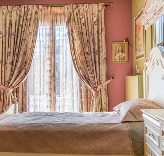 Children's bedroom view